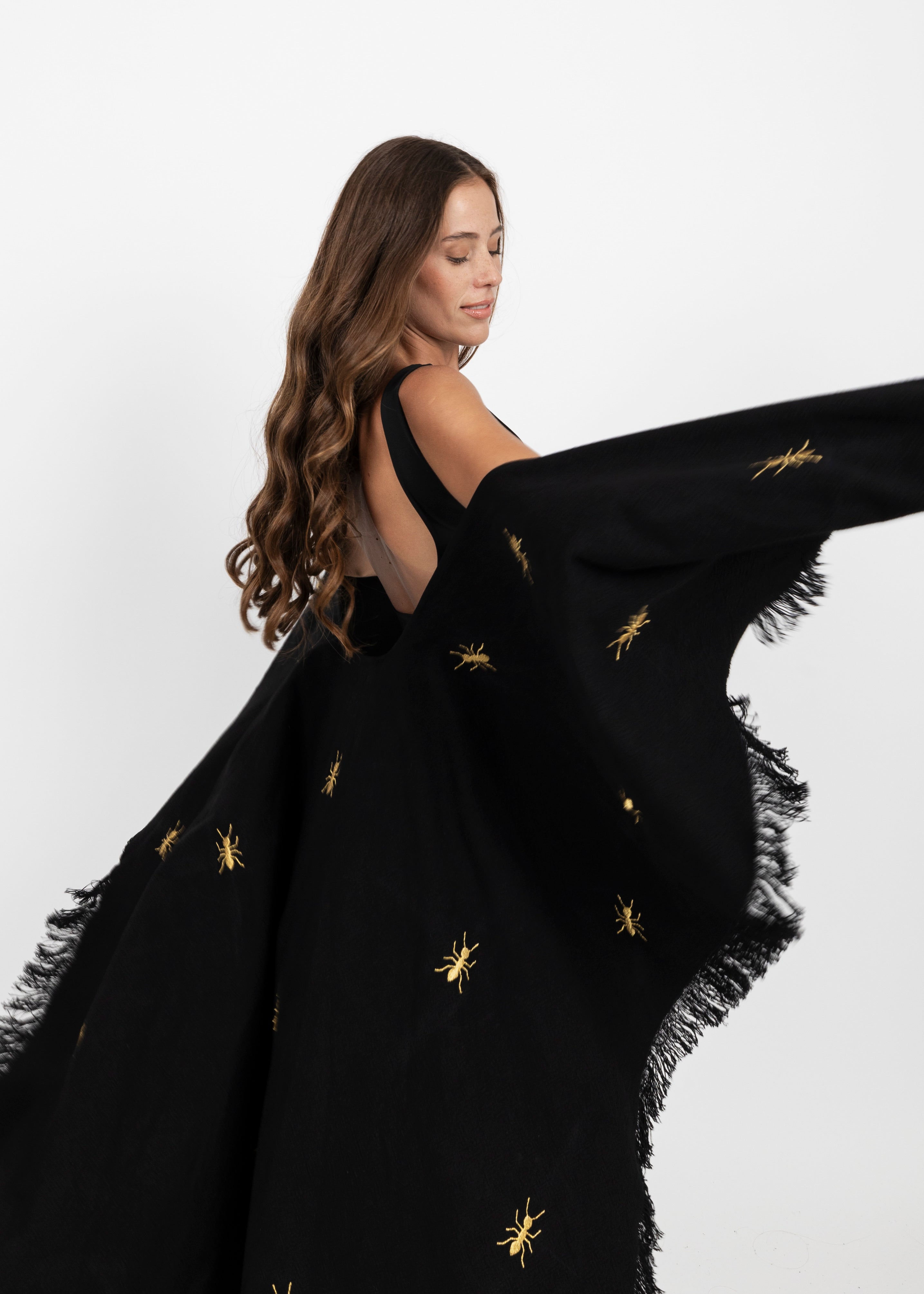 BE ANTSTOPPABLE PONCHO