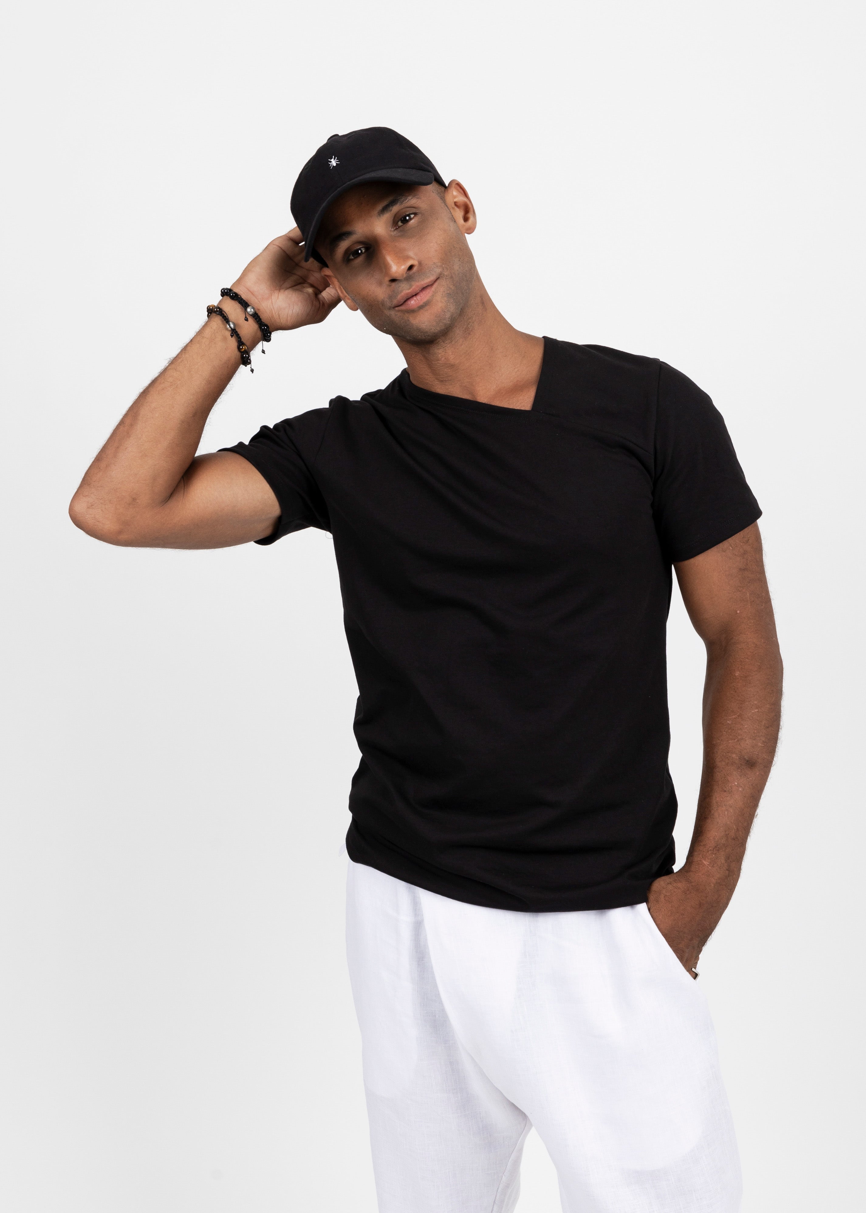 BE ANTSTOPPABLE BLACK CAP - DE LA ROSA TULUM
