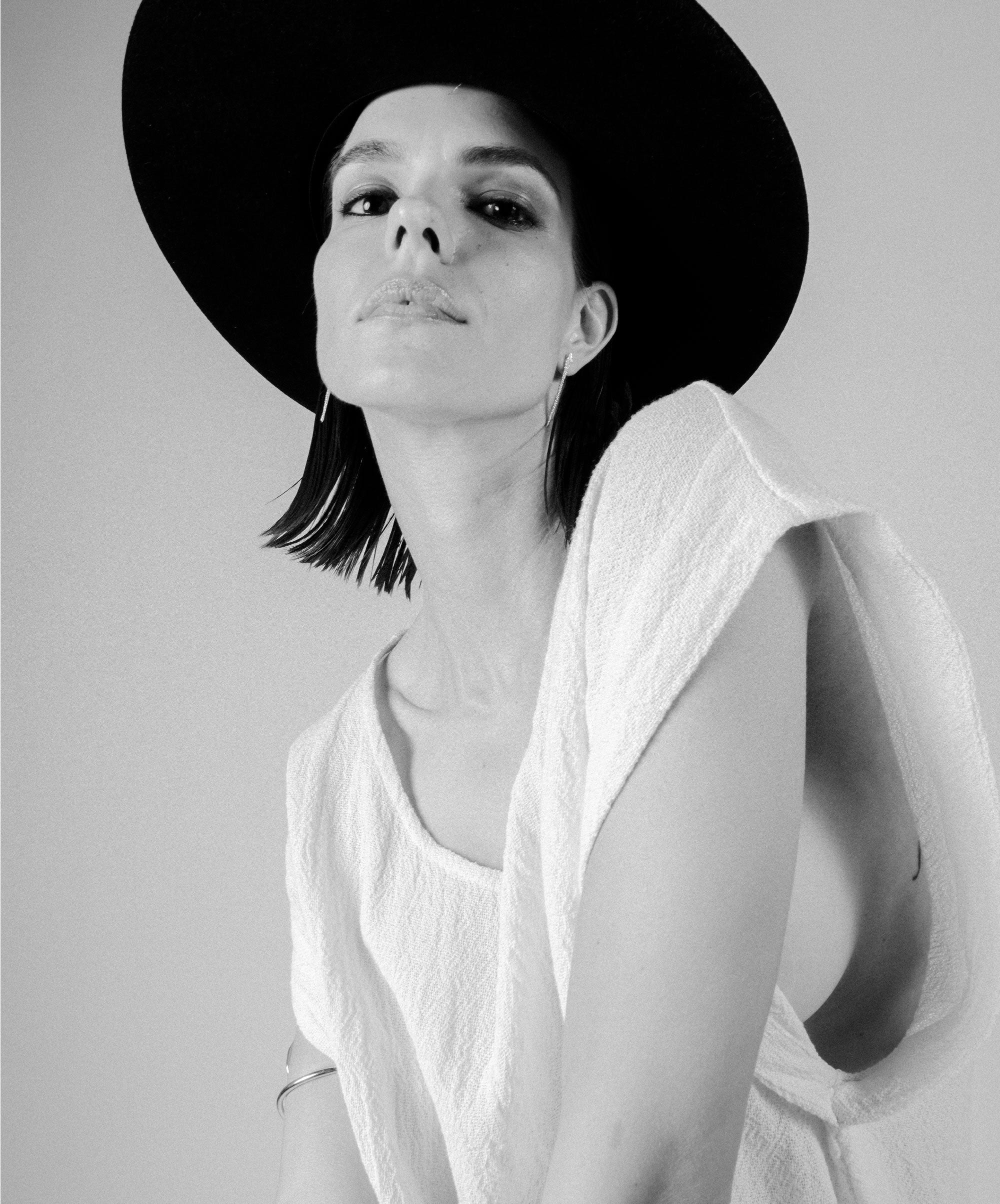 DEJA VU BEIGE T-SHIRT