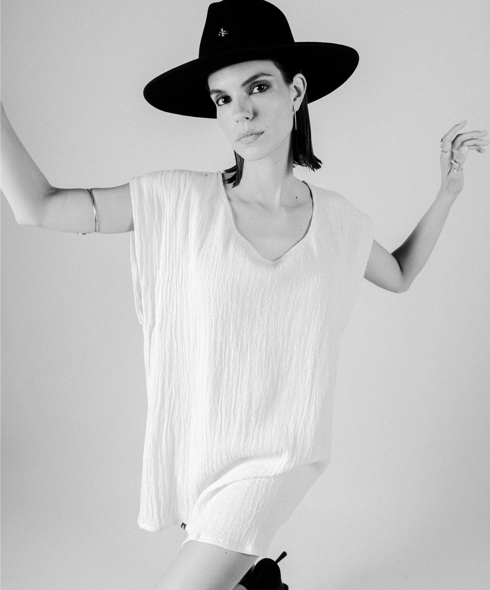 DEJA VU BEIGE T-SHIRT