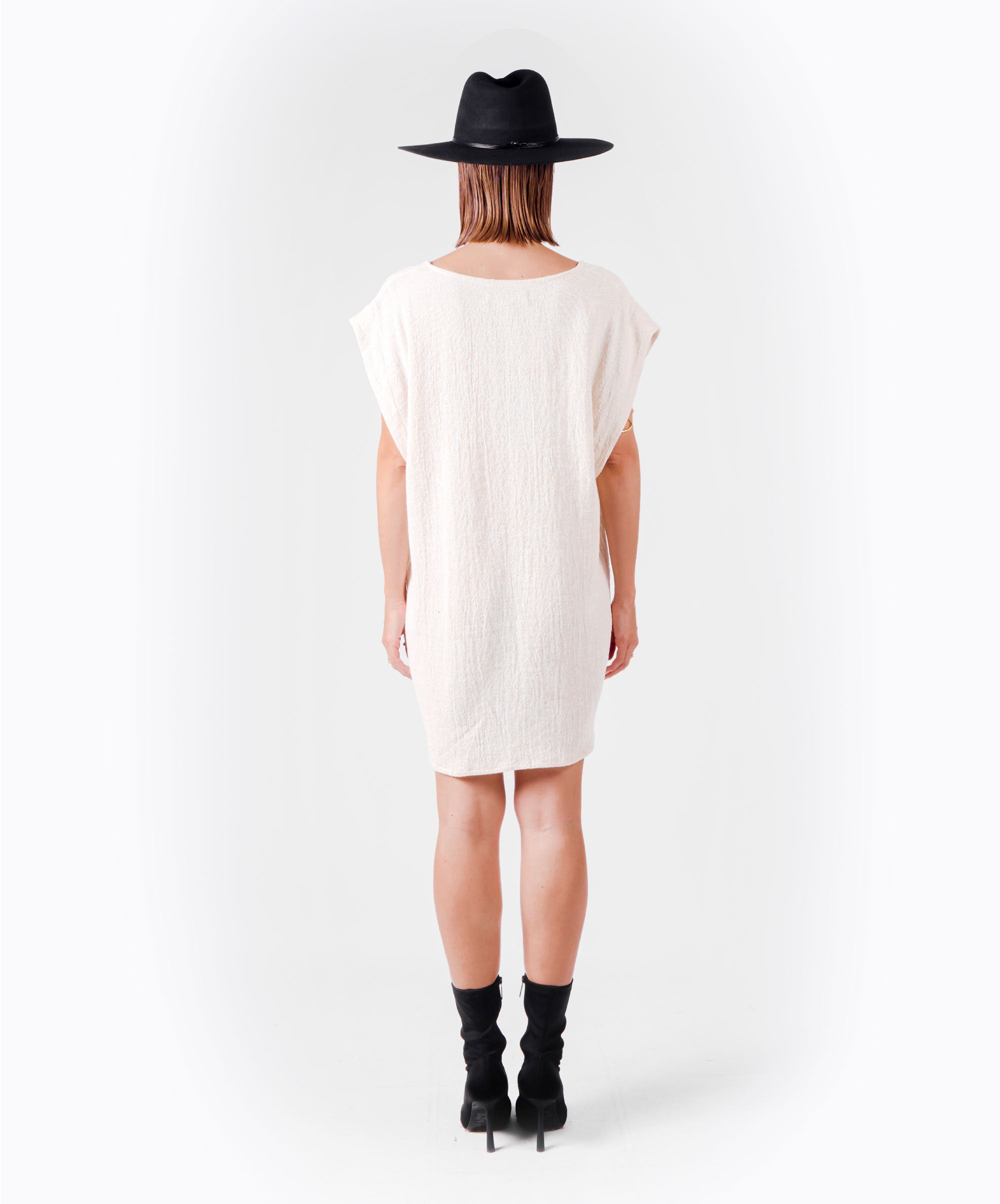 DEJA VU BEIGE T-SHIRT