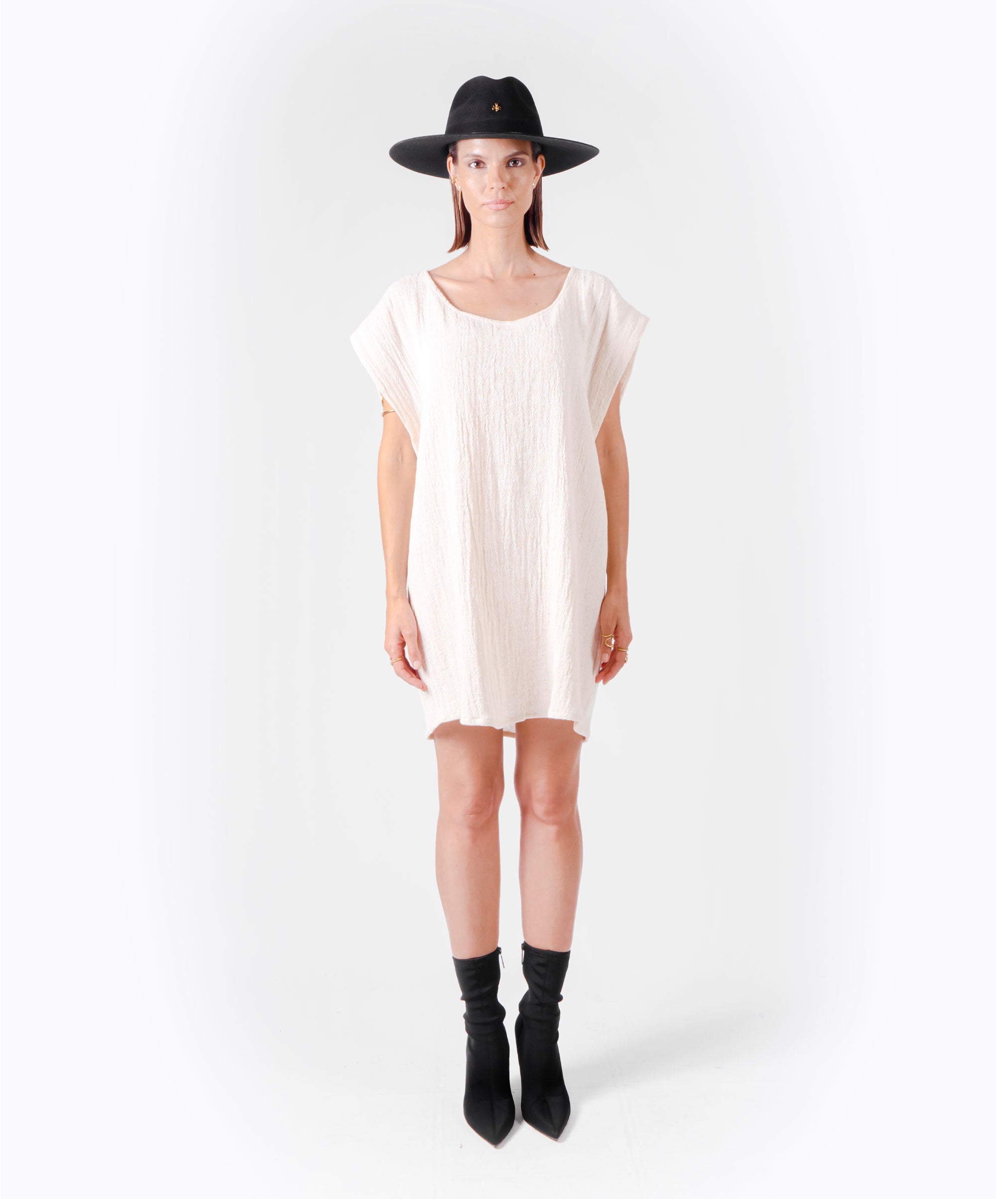 DEJA VU BEIGE T-SHIRT