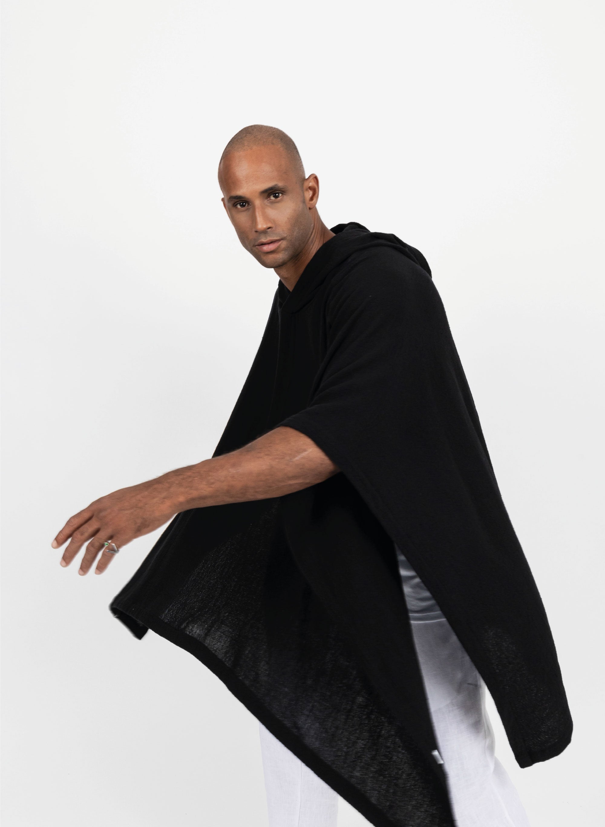 IBIZA BLACK PONCHO