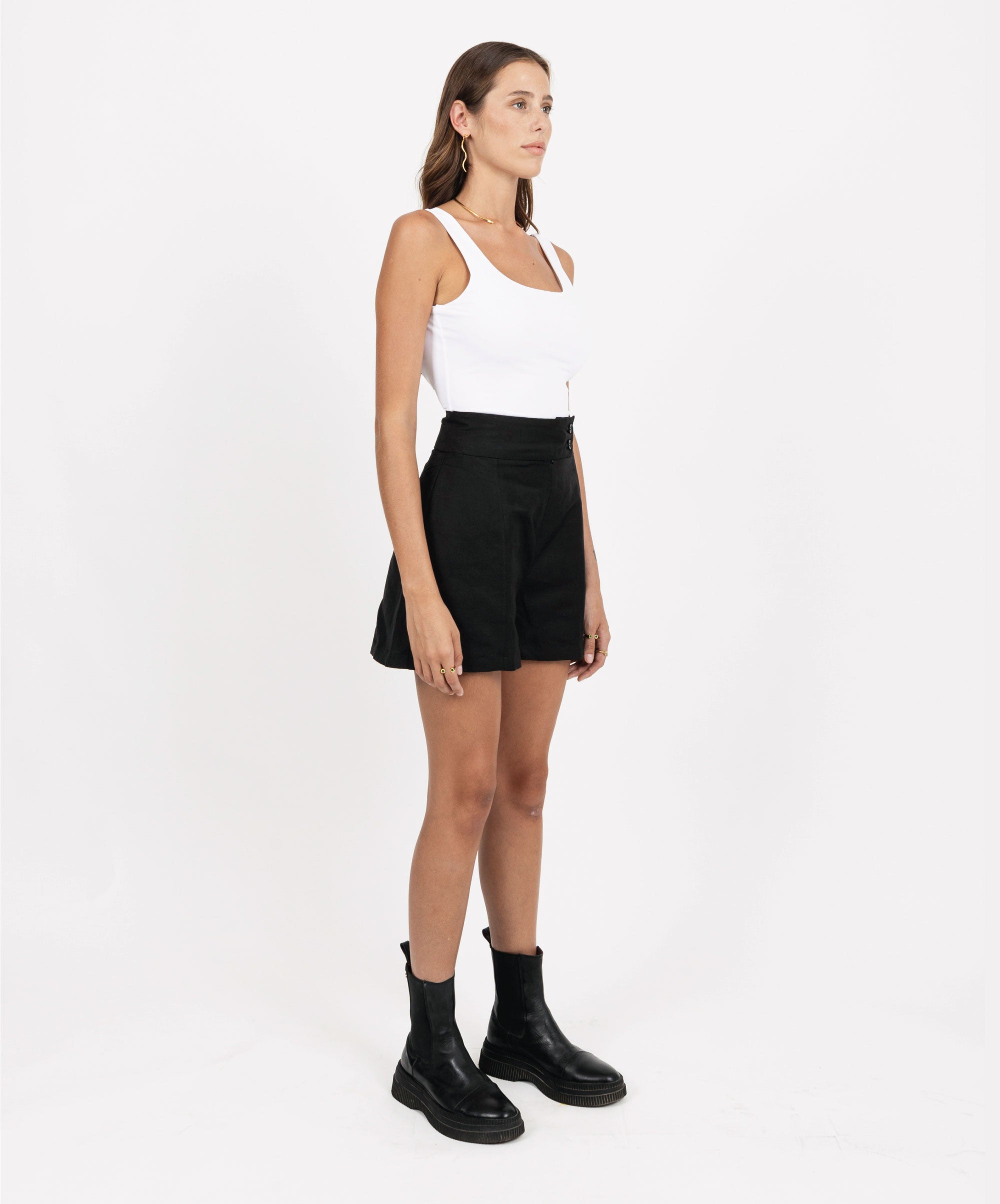 YES BLACK LINEN COTTON SHORTS - DE LA ROSA TULUM