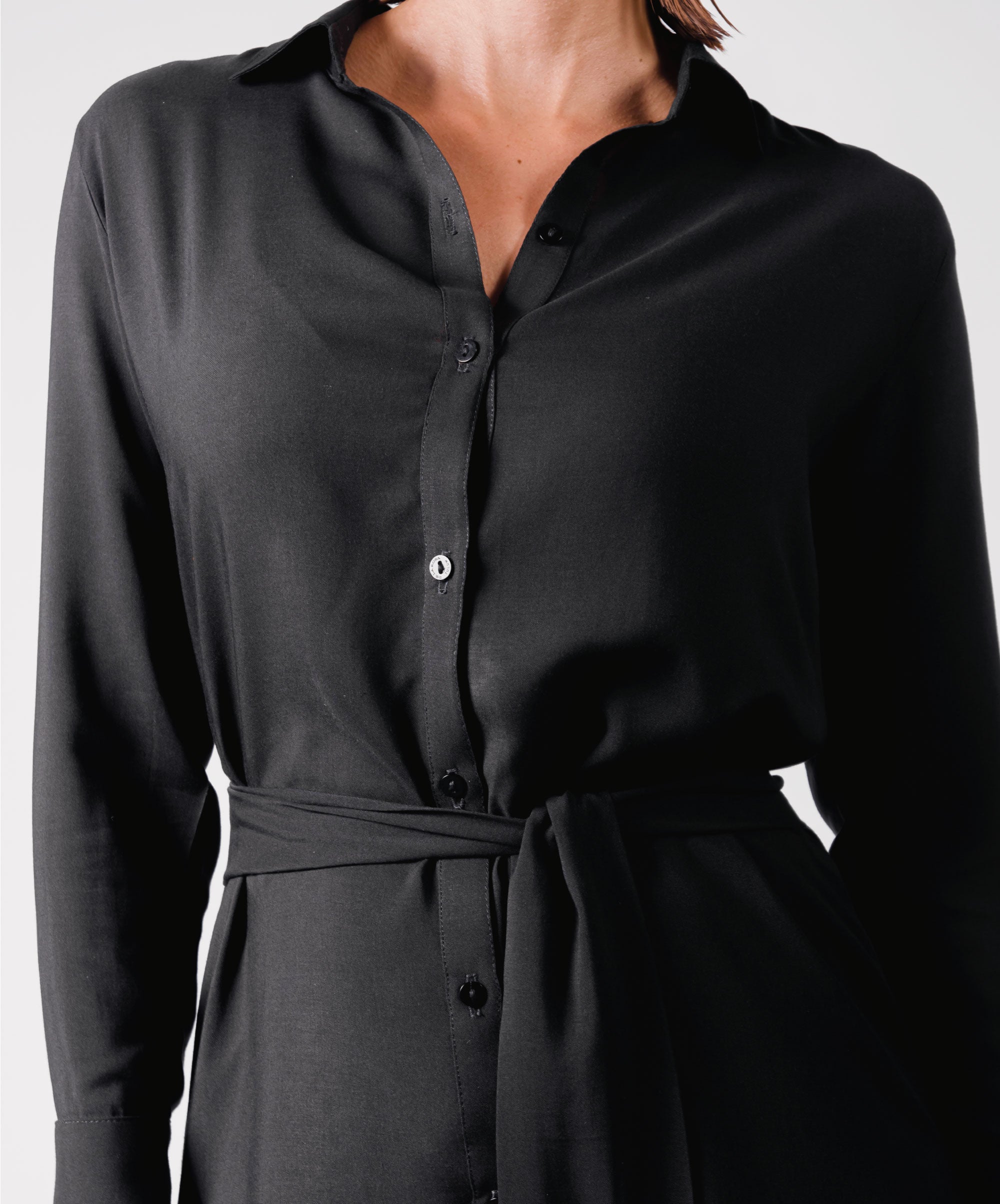 HUG BLACK VISCOSE SHIRT DRESS
