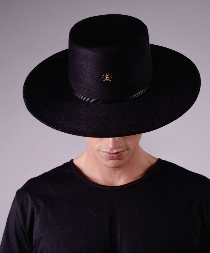 De la Rosa - A hat is a detail of style . . . #hat #tulum